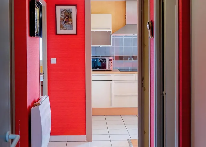 Apartmán Lumineux, 80m2, Au Calme, 10mn A Pieds De La