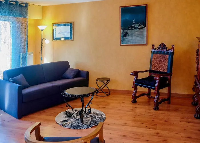 Apartmán Lumineux, 80m2, Au Calme, 10mn A Pieds De La *